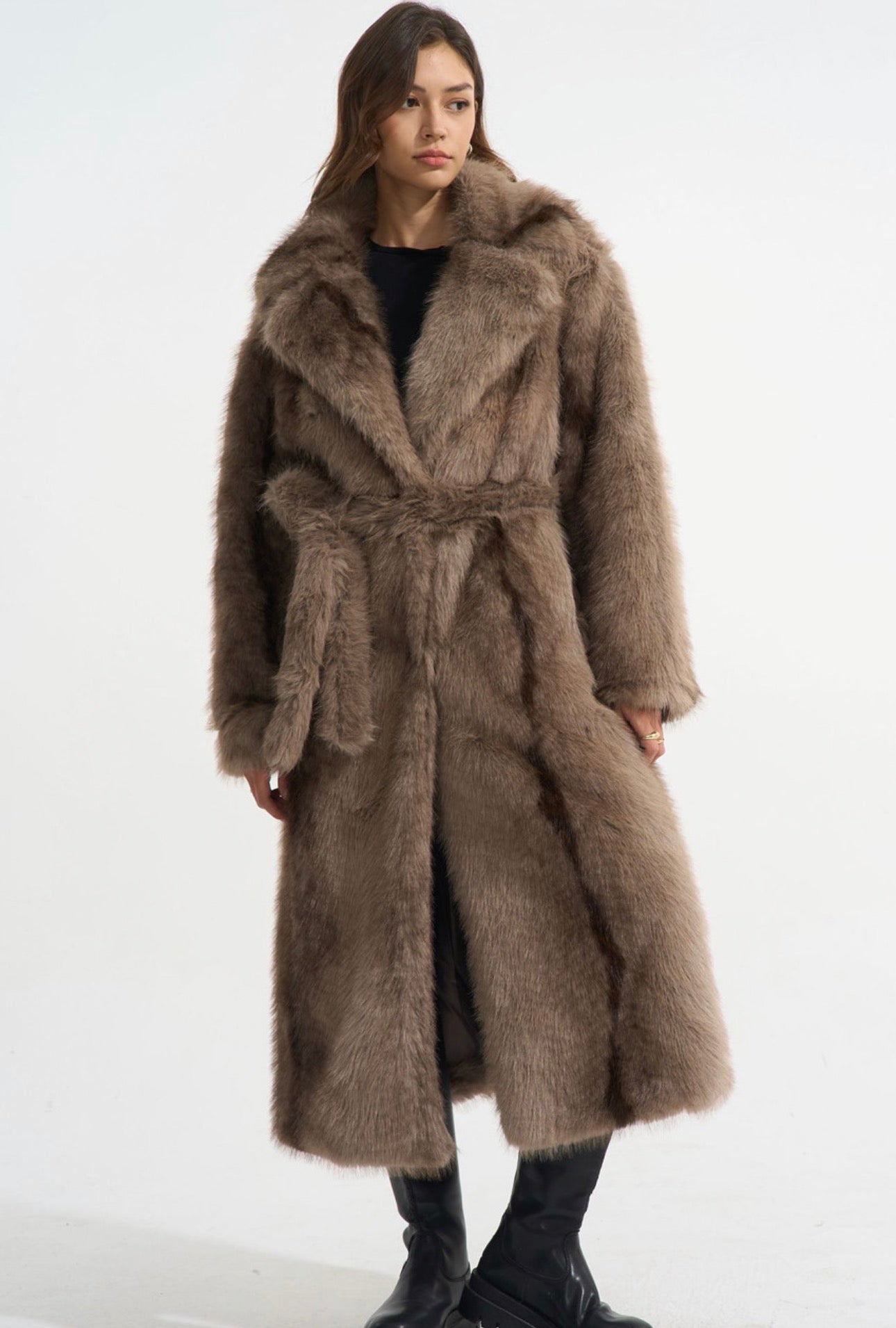 Arctic Vintage Maxi Style Chunky Faux Fur Jacket